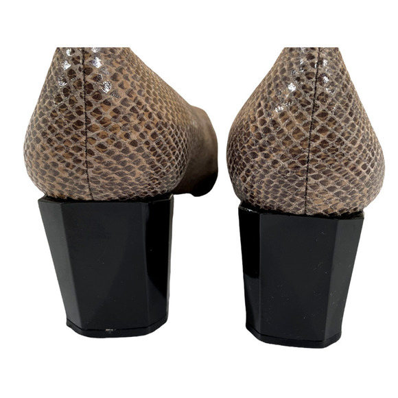 STUART WEITZMAN LIGHT BROWN FAUX SNAKESKIN HEELS - Picture 5 of 8